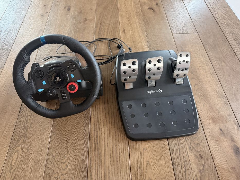 Logitech G29 Driving Force – Kierownica + Pedale – Realizm i Precyzja!