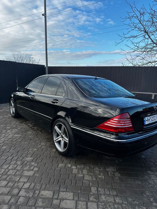 Продам  мерседес 220 возможен обмен