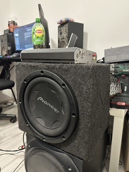 Subwoofer pioneer z wzmacniaczem