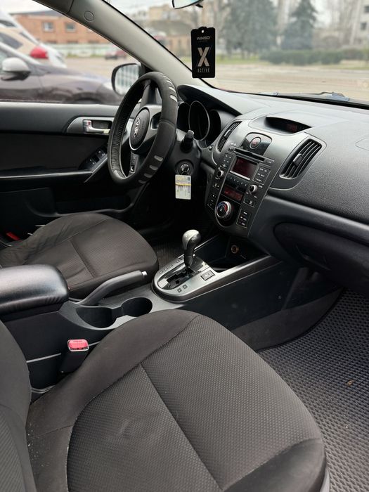 Продам Kia Cerato 1.6 Avtomat