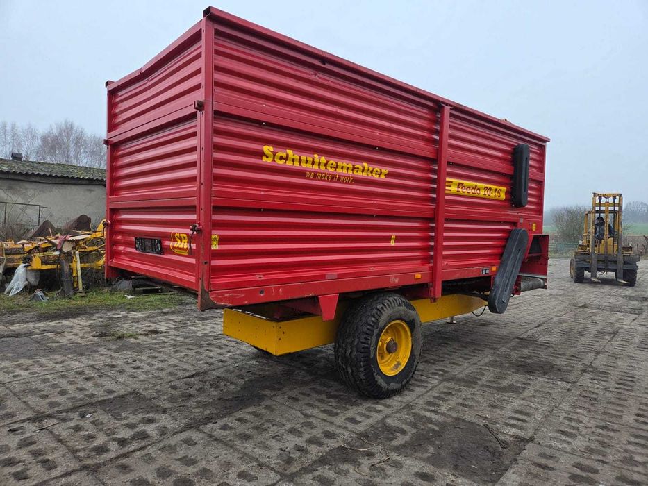 Przyczepa Schuitemaker feedo 70-15