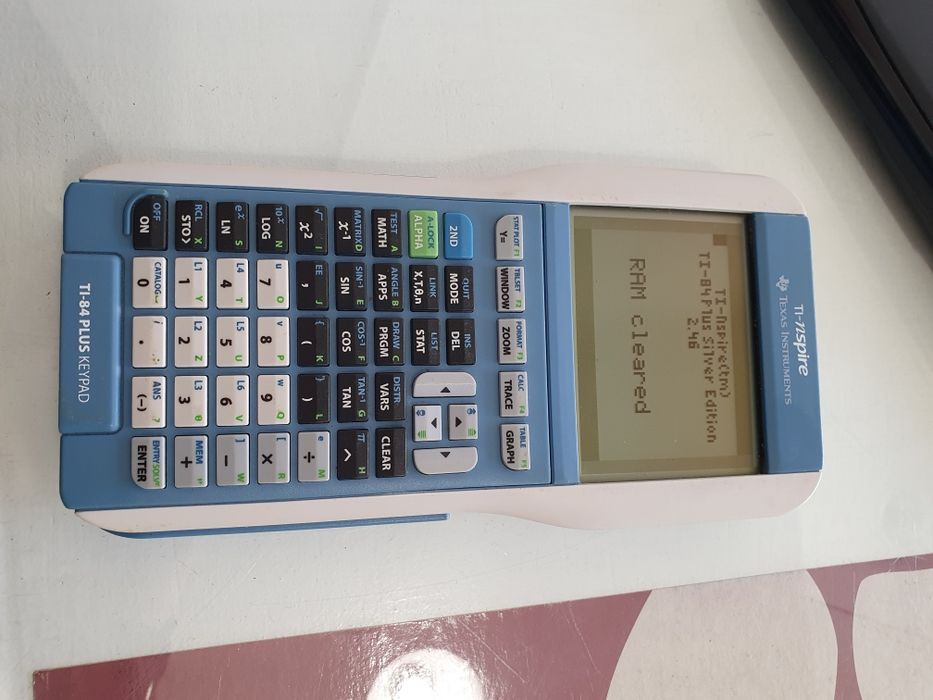 Maquina científica TI 84 plus keypad grande desconto