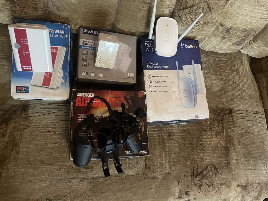 Лот техніки в не робочому стані Материнська плата,клавіатура,мишка