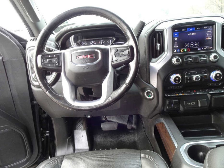 GMC Sierra 1500 SLT      2019