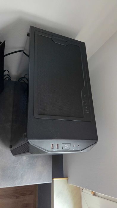 Komputer Stacjonarny RTX 2060/r7 2700/16GB DDR4/1T SSD