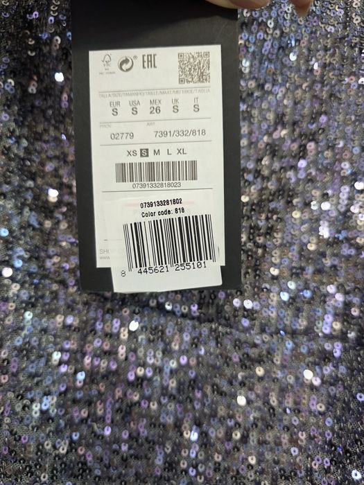 Cekinowa sukienka długa Pull&Bear S długi rękaw sylwester andrzejki