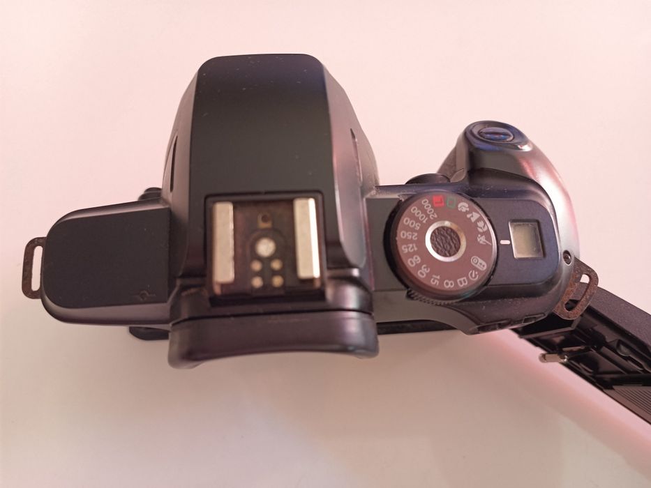 Máquina fotográfica Canon EOS 5000