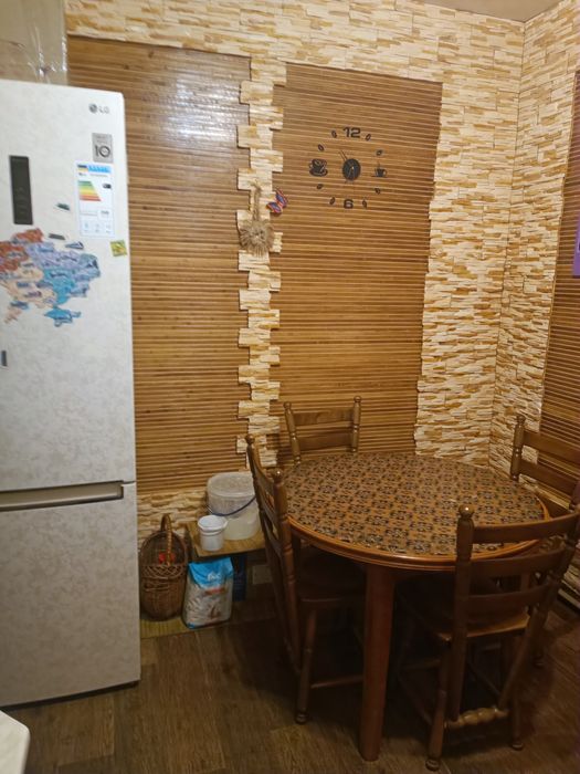 Продаю 3 кімнатну квартиру в Панютине  з індивідуальним опаленням