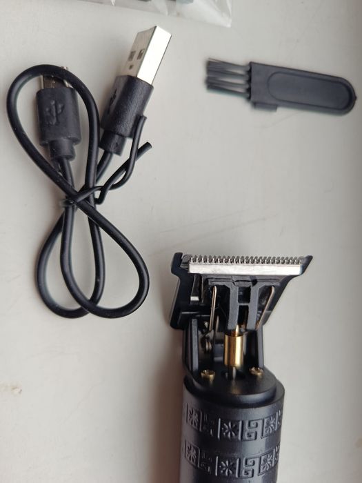 Тример для бороди