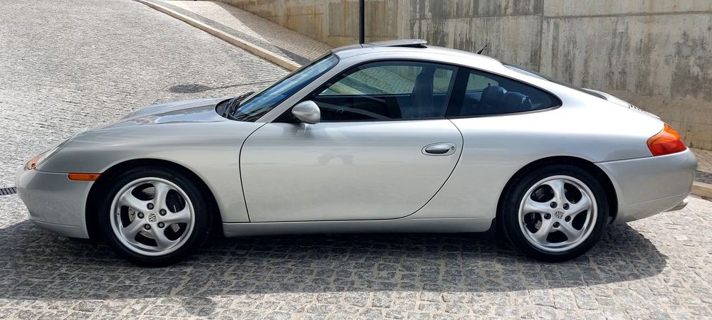Porsche 911 (996) Carrera Coupé