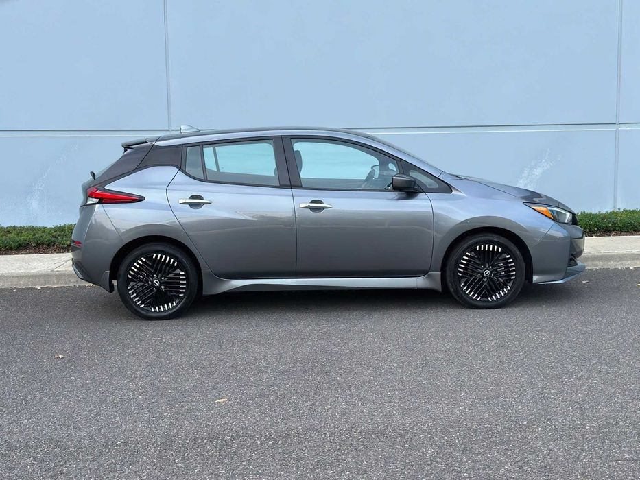 Nissan LEAF SV Plus      2023