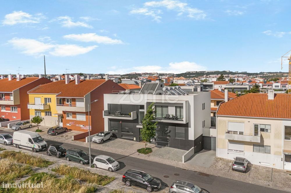Apartamento T3 com 3 lugares de garagem no Bairro Novo da Abóboda
