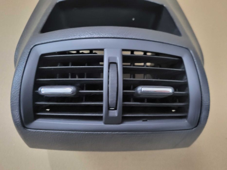 Opel Insignia A kratka nawieu tunelu srodkowego tył