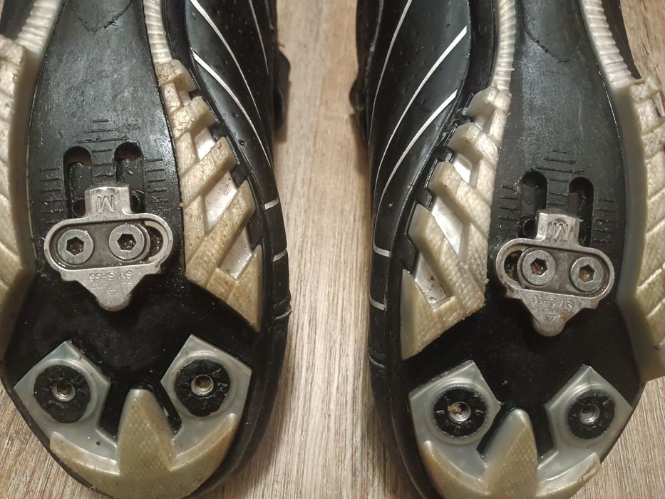 Buty rowerowe do wpięcia w pedały