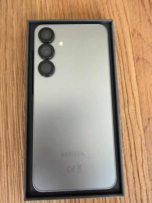 Samsung Galaxy S25 Plus | 256GB | Cinza