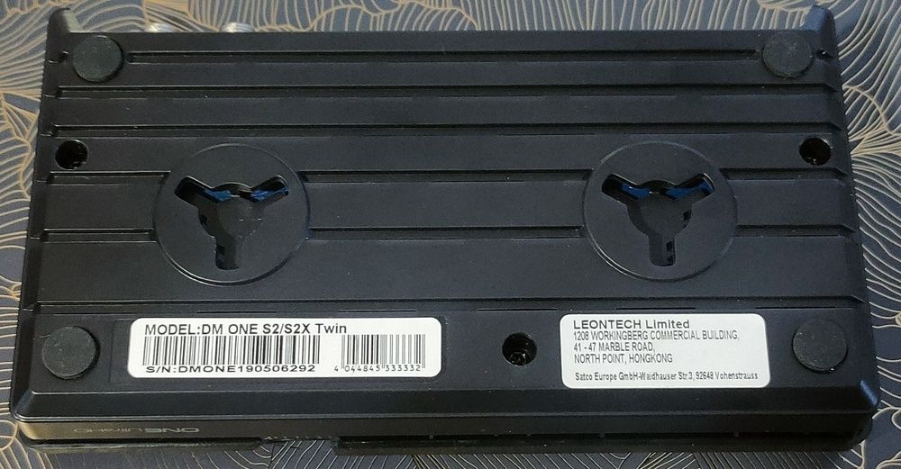 Dreambox One Ultra HD 2X DVB-S2X z pilotem Bluetooth
