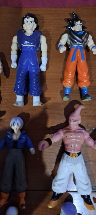 Figuras colecionáveis da serie Dragon Ball Z