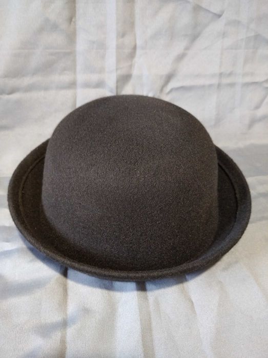 Шляпа чёрная, производство Китай.