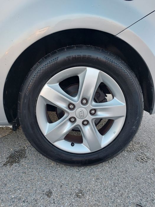 Kia Cee'd 1.4 Gasolina (2010) – 172.000 km – Impecável & Revisão Feita