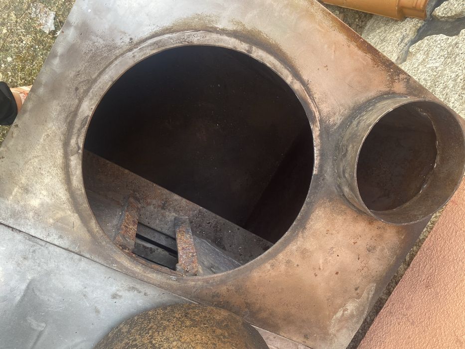 Fogão de lenha praticamente novo