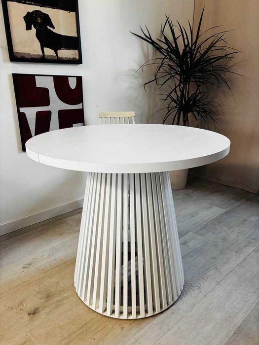 Stół okrągły z lamelkami