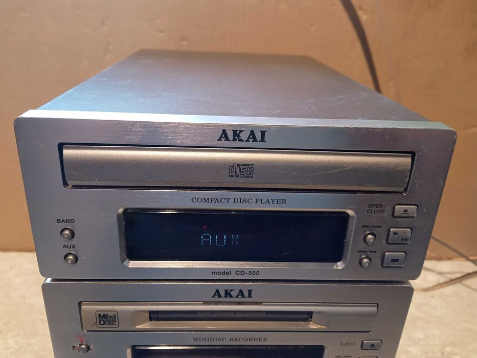 Mikro-wieża : AKAI AA-503R + MD500 + CD500