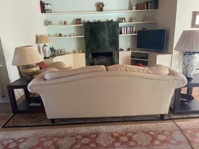 Sofá, cadeirão e puff Inglês