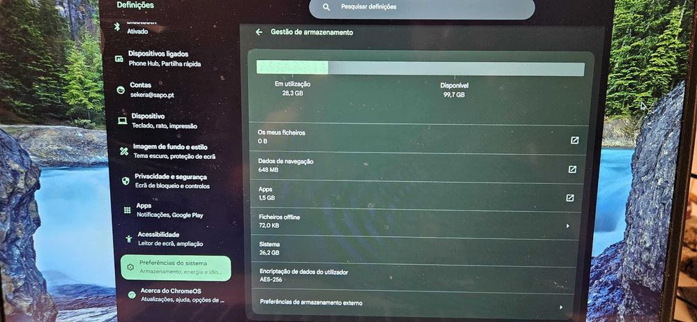 Dell Latitude 5400 Chromebook with 8 GB of memory.64729625455235122