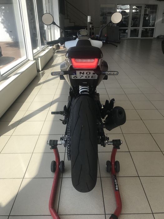 Husqvarna Vitpilen 401