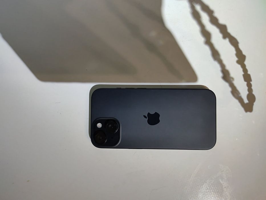 Nowy iphone 15 100% kondycji baterii