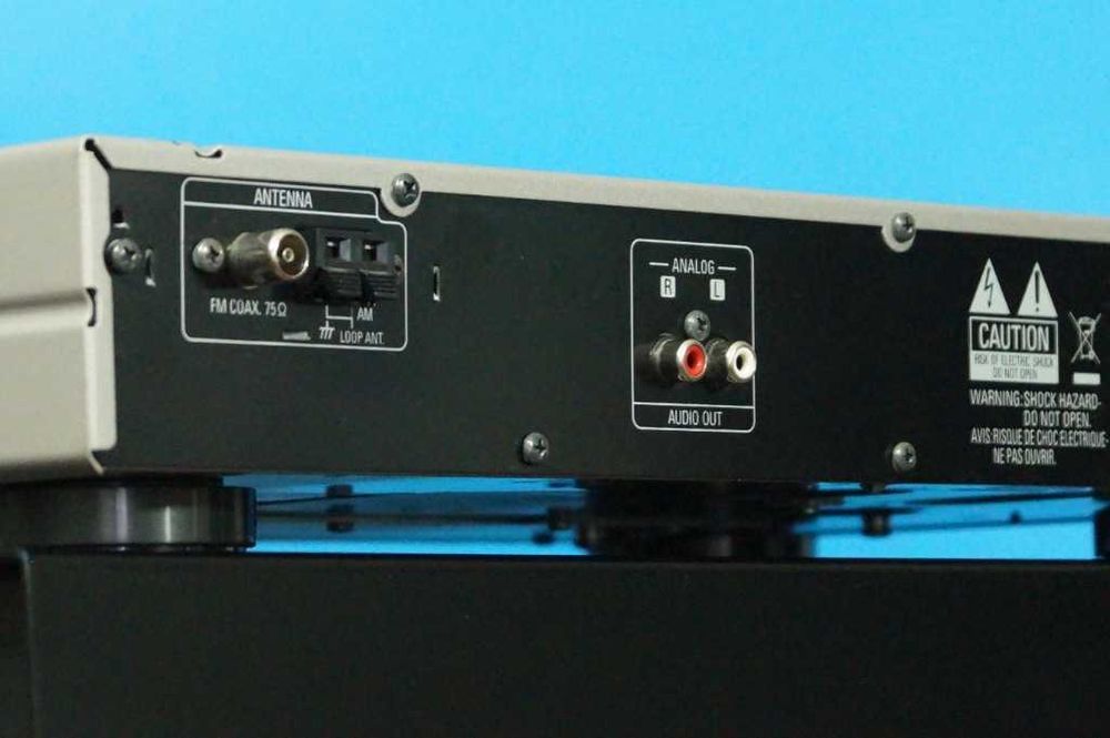 Tuner radiowy FM Denon TU-1500 AE srebrny piękny stan okazja Gwarancja