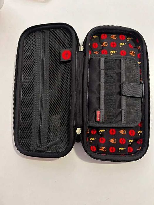 Bolsa para Nintendo Switch e Confort Grip para Nintendo Switch Joy-Con