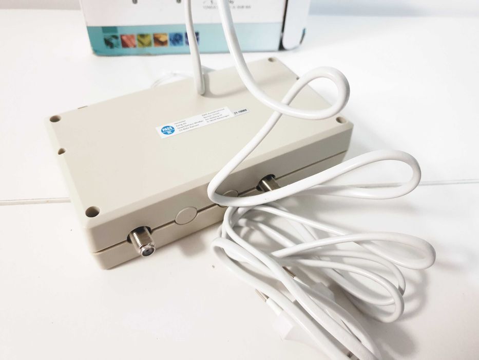 Wzmacniacz telewizji kablowej Axing BVS 3-01