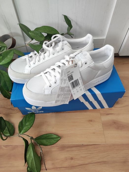 Sneakersy Adidas Rod Laver. Rozmiar 39
