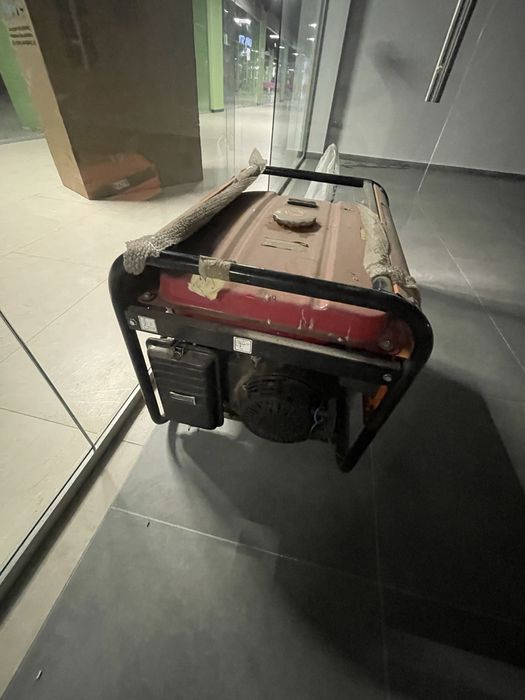 Генератор 8 кіловат