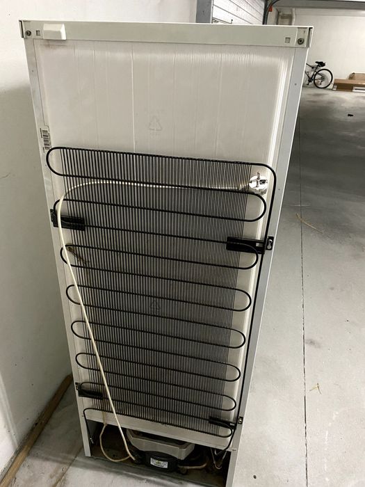 Frigorifico Zanussi - Bom estado em funcionamento