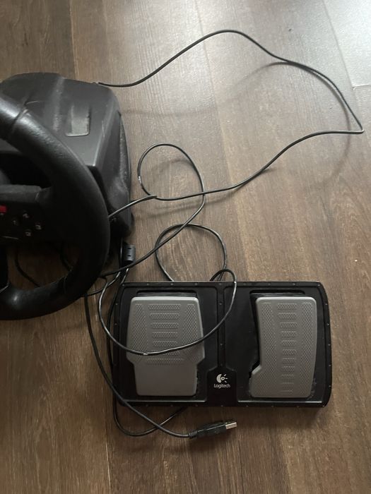 Руль Logitech Formula Vibration Feedback Wheel