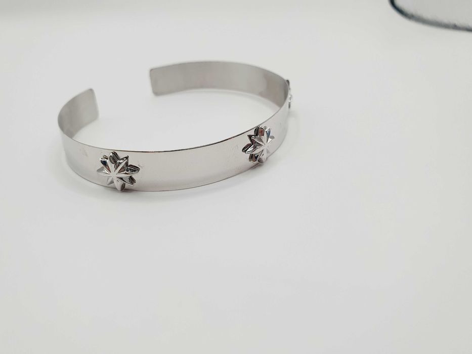 Elegancka bransoletka wykonana ze srebra próby .925