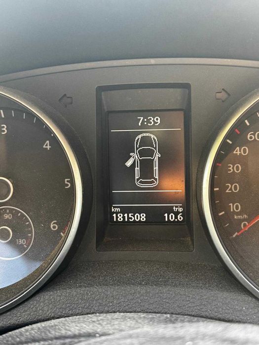 VOLKSWAGEN Golf VI Variant 1.6 TDI Confortline