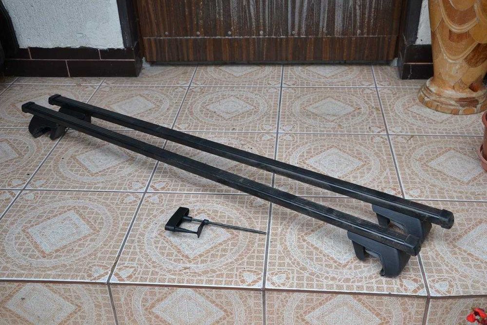 UNIWERSALNY Thule  Bagaznik dachowy,Relingi,Poprzeczki Wysyłka