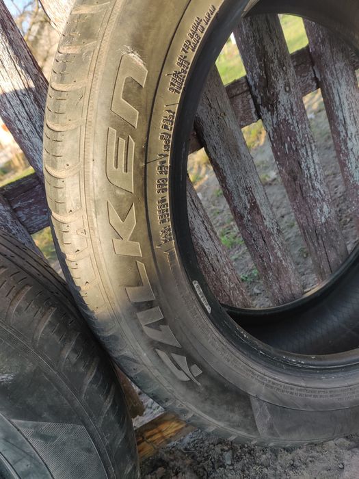 Резина літня  Falken 215*60*17
