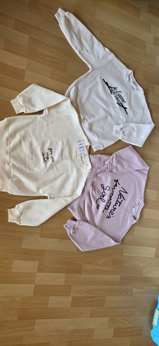 Продам світшоти толстовки  Zara 9-10 років нові і  в ідеальному стані