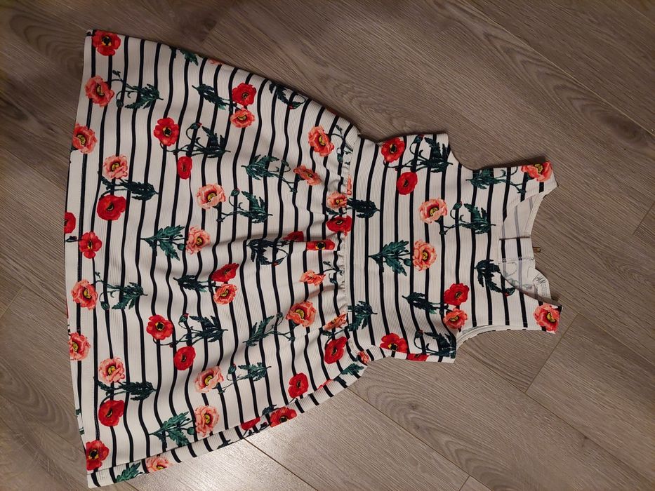 Sukienka dla dziewczynki H&M 122/128cm