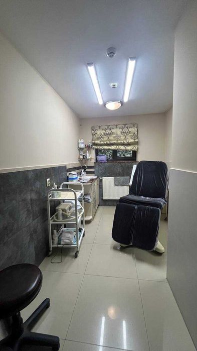 Оренда кабінетів у салоні краси на вул. Замарстинівська