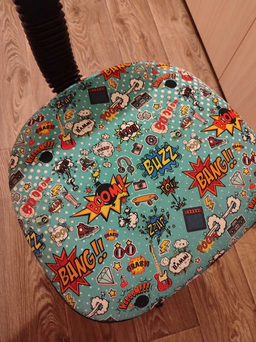 Продам стілець .