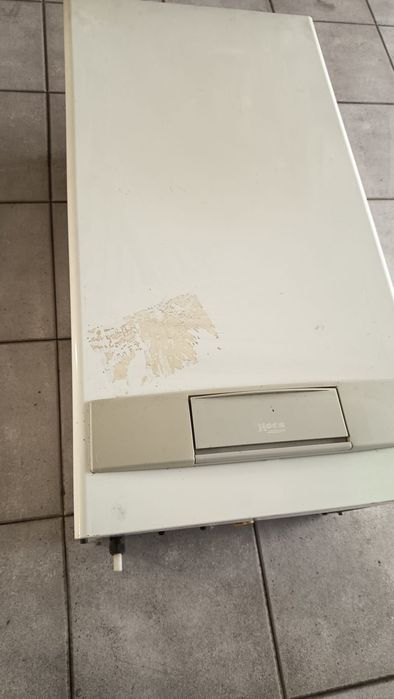 Caldeira Roca R-20 AP