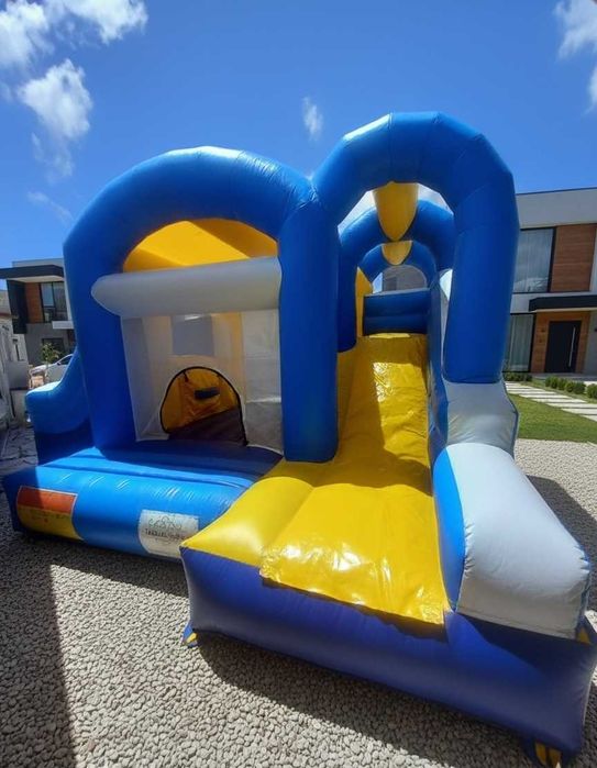 Aluga-se Insufláveis em PVC - Trampolins - piscina de bolas