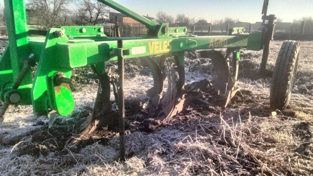 плуг велес агро пнвб 3-40