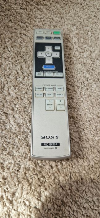 Sony projektor VPL-HW10