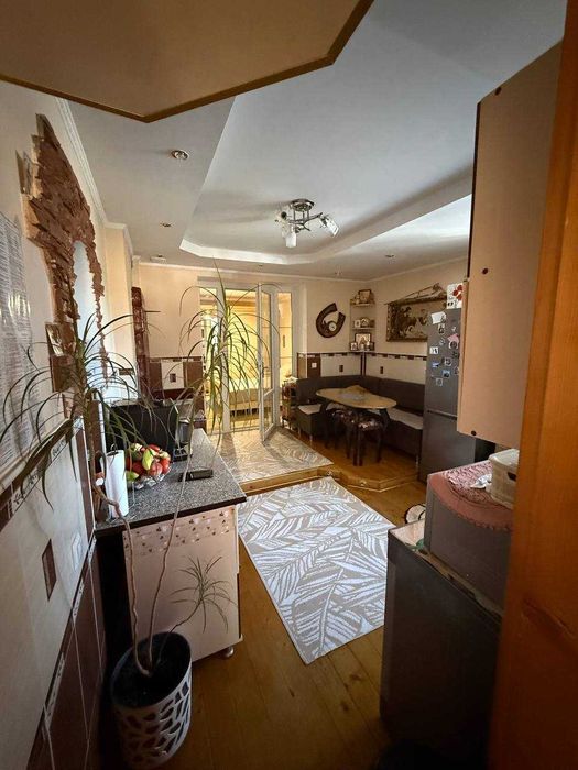 Продається дворівнева квартира смт Путила, вул. Українська